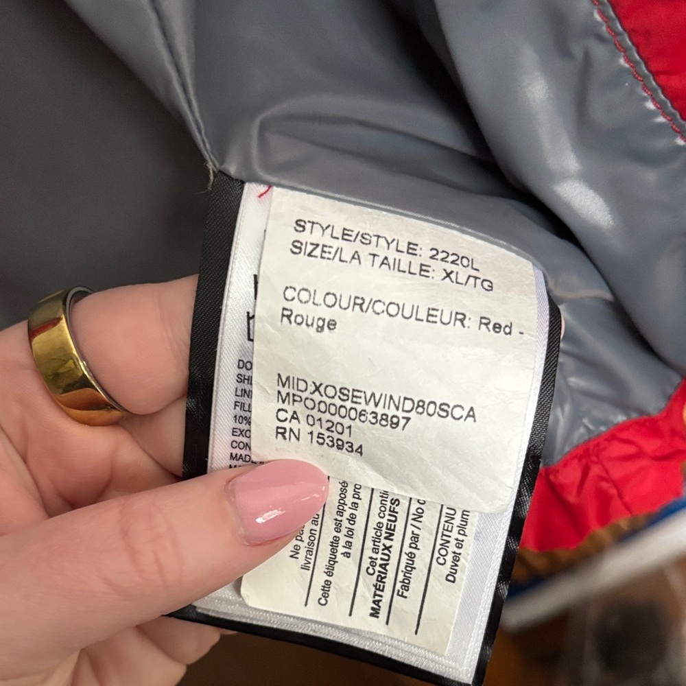 Canada Goose Scarlet Puffer Jacket - Picture 6 of 10